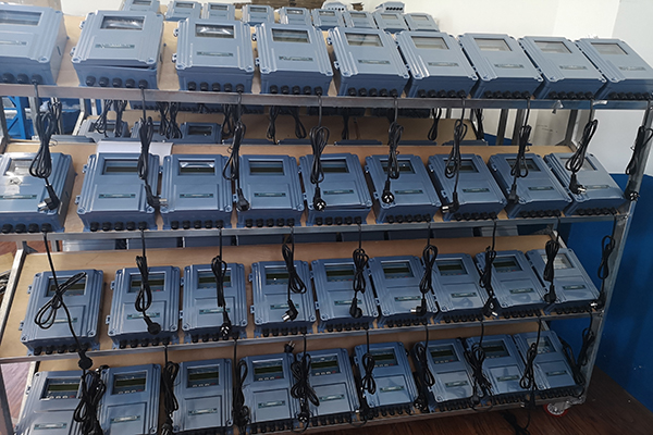 8、大連海峰管道式超聲波流量計